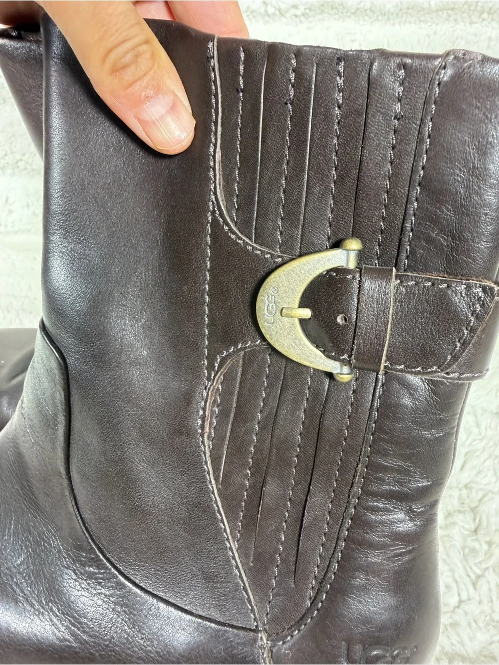 UGG Finnegan Brown Leather Zip Up Ankle Boot 1919 Women's Size 6